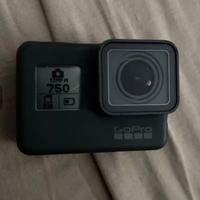 GoPro 6 BLACK + accessori