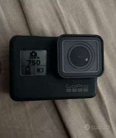 GoPro 6 BLACK + accessori