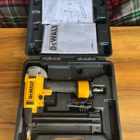 Sparachiodi DeWalt nuova