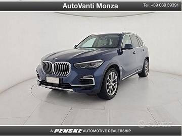 BMW X5 xdrive30d mhev 48V xLine auto