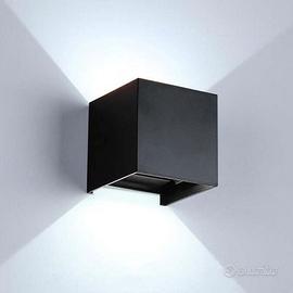 2 APPLIQUE A LED CUBO NERO DA PARETE 10W