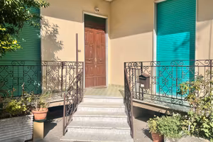 Appartamento Arredato a Giugliano