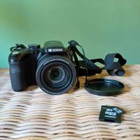Kodak PIXPRO AZ425 (20MP)- Camera bridge con zoom