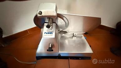 Affettatrice Professionale FABER 300