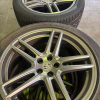 4 cerchi per porsche macan con gomme pirelli esti