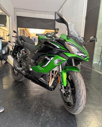 Kawasaki Ninja 1100 SX SE Touring - Aziendale