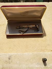 Rasoio in argento, Ferrari da Varese