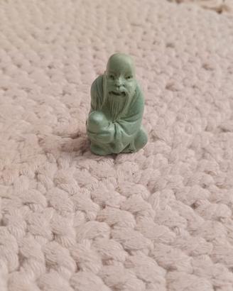Piccola statua cinese verde in steatite