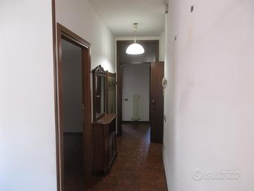 Appartamento su piccolo condominio