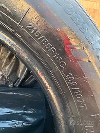 2 gomme  215/65/16C gratis