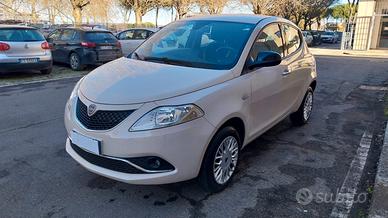 lancia ypsilon 2017 metano