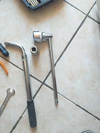 Cassetta nuova, chiave in evidenza nuova, altre ch