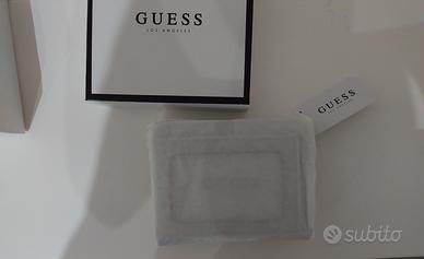 Portafoglio Guess da donna 