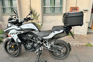 Benelli trk 502x come nuovo 