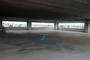 Immobile di 1100 m² con più di 5 locali a Bruscian