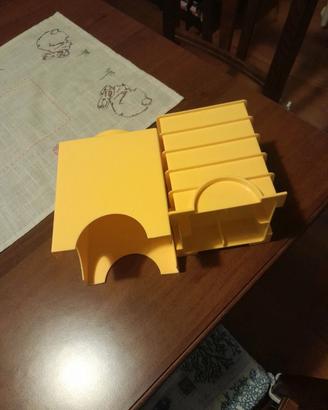 Contenitore per lego