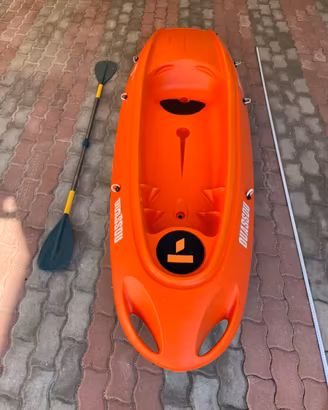 Canoa Tahe Ouassou con remo