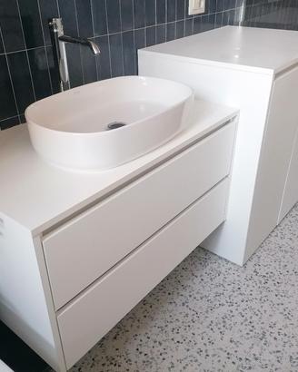 Mobile bagno con vano lavatrice