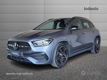 Mercedes-Benz GLA 200 d Automatic 4MATIC Premium