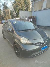 TOYOTA AYGO SOL AUTOMATICA 5P