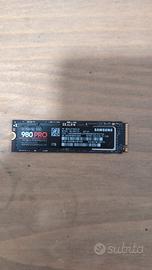 Samsung 980 Pro 1TB NVMe PCIe 4.0 con dissipatore