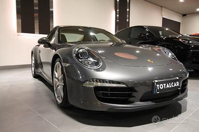 PORSCHE 911 CARRERA 4S