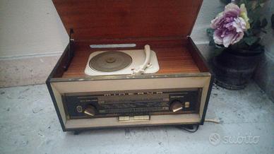 Radio giradischi a valvole minerva anni 50-60