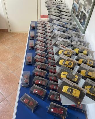 COLLEZIONE COMPLETA 86 modellini FERRARI 1:43-teca