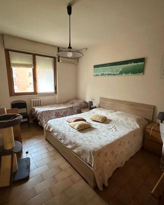 Letto matrimoniale contenitore