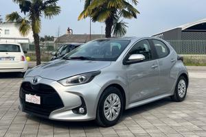 Toyota Yaris 1.5 Hybrid 5 porte Business FINANZIAB