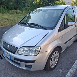 Fiat  Idea benzina