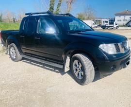 NISSAN Navara pick-up 4x4 autocarro