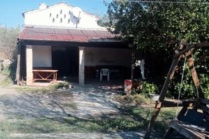 Terreno agricolocon abitazione