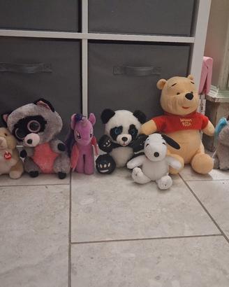 Lotto da 9 peluche - Winnie Pooh, Snoopy ecc..