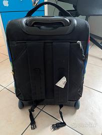 zaino invicta con rotelle