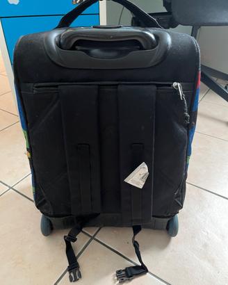 zaino invicta con rotelle