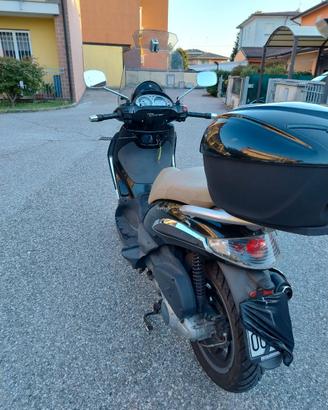 Piaggio Beverly 300