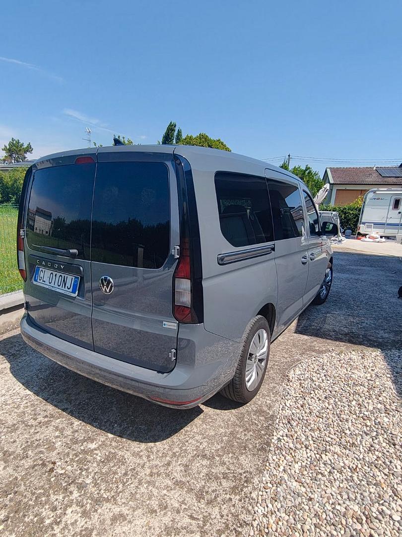Volkswagen Caddy 2023 photo 3
