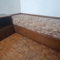 Mobili da cameretta, letto, armadio, scrivania
