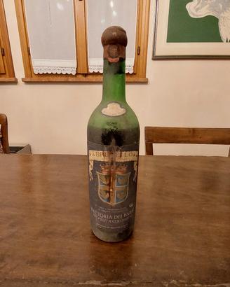 Bottiglia di Brunello di Montalcino Doc 1971