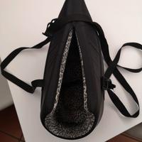 Borsa da trasporto per cane e gatto.