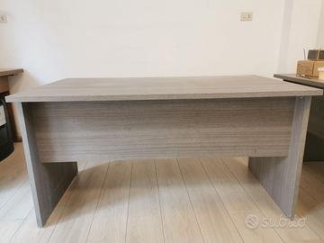 Scrivanie sedie mobile