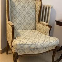 poltroncina classica elegante