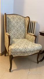 poltroncina classica elegante