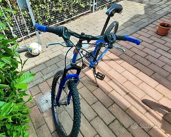 Bici bmx misura 24 Lombardo