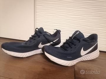 Nike Revolution n42