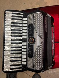 Fisarmonica usata