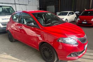 Lancia Ypsilon 1.0 FireFly 5 porte S&S Hybrid Ecoc