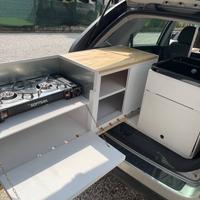 Camperizzazione interna per Macchina