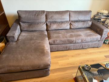 Divano penisola in microfibra con doppi rivestimen